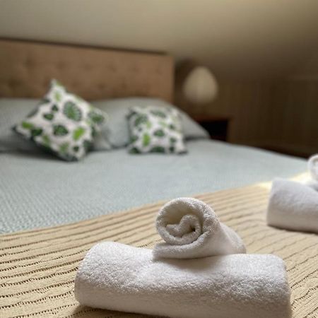 Restauracja Rozmarzyn Otel Ostrzeszów Dış mekan fotoğraf