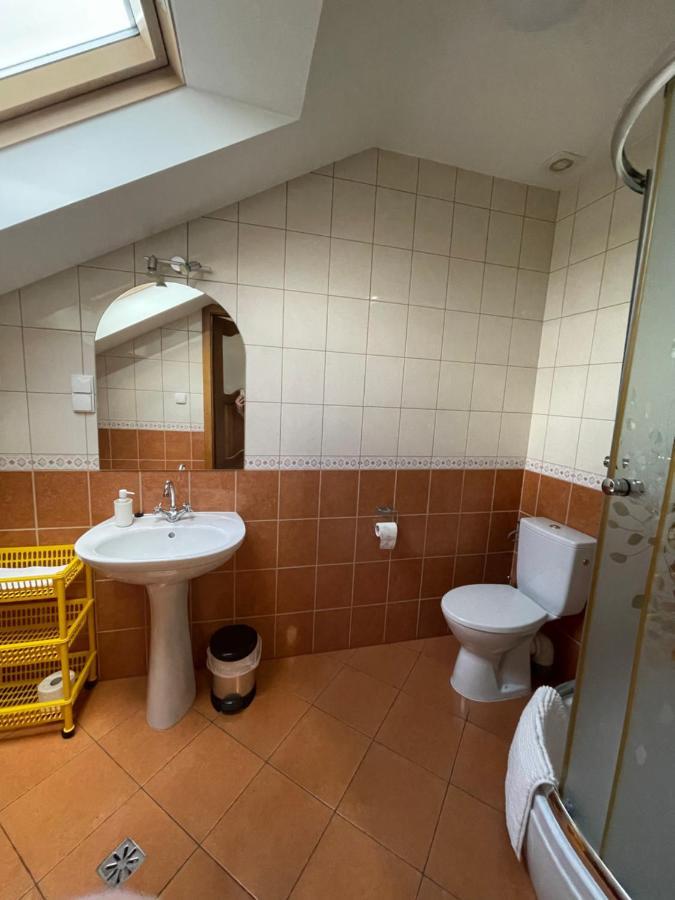 Restauracja Rozmarzyn Otel Ostrzeszów Dış mekan fotoğraf
