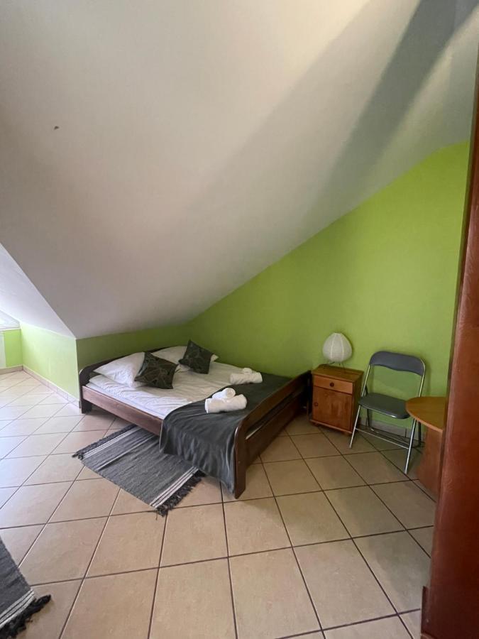 Restauracja Rozmarzyn Otel Ostrzeszów Dış mekan fotoğraf