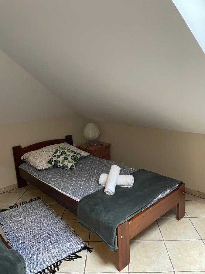 Restauracja Rozmarzyn Otel Ostrzeszów Dış mekan fotoğraf
