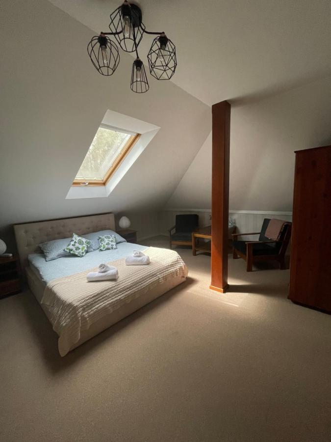 Restauracja Rozmarzyn Otel Ostrzeszów Dış mekan fotoğraf