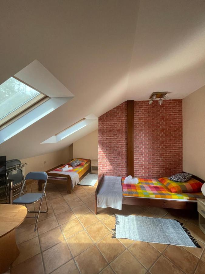 Restauracja Rozmarzyn Otel Ostrzeszów Dış mekan fotoğraf